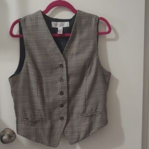Karen Scott Black and White Checkered Vest